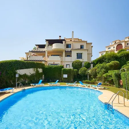Capanes Del Golf Benahavis